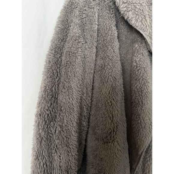 Hem & Thread Gray Sherpa Hooded Jacket One Size Super Soft Cozy Teddy Loungewear - Picture 2 of 11